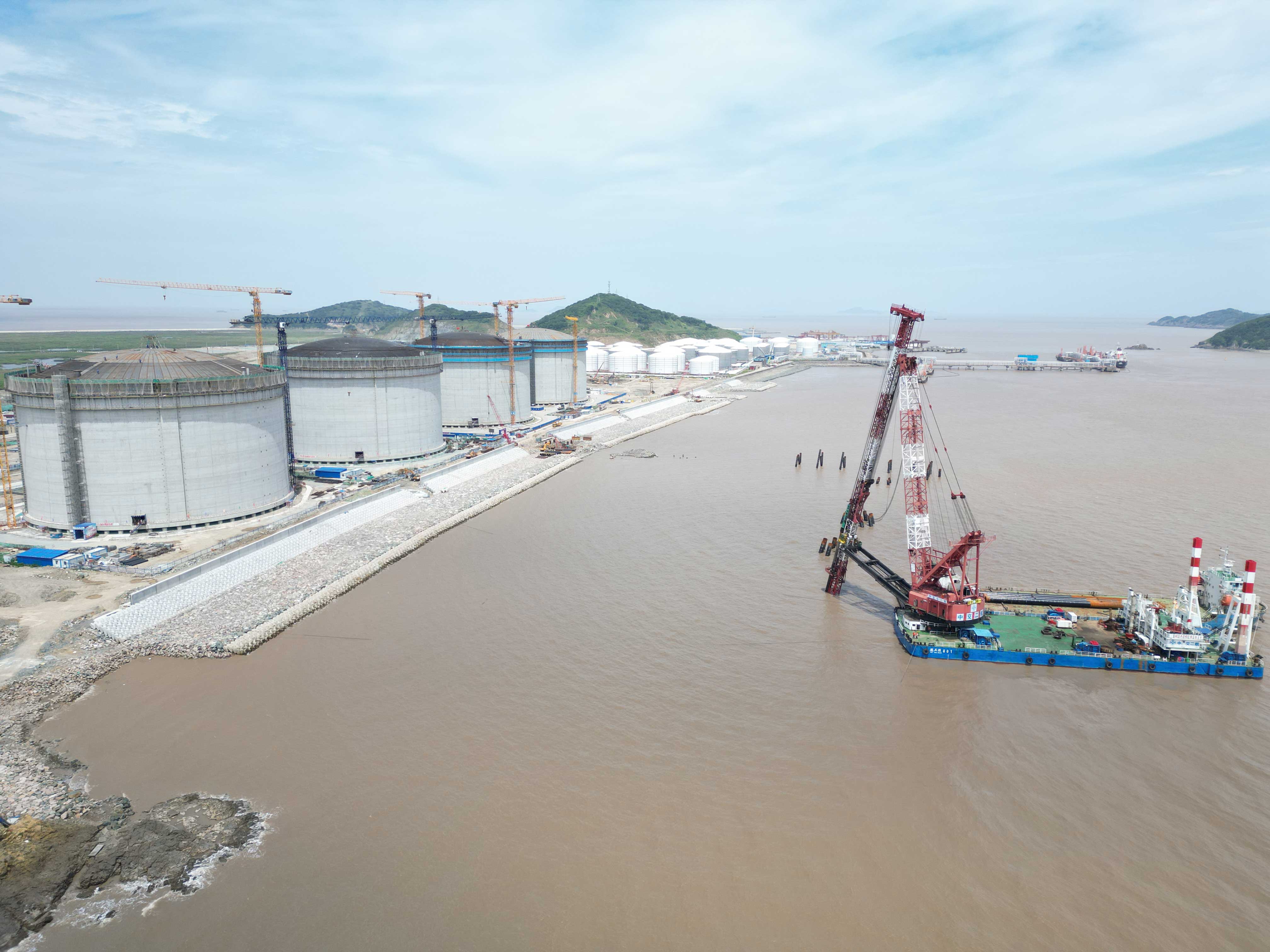 ciocan de ?ngr?m?dire hidraulic?1